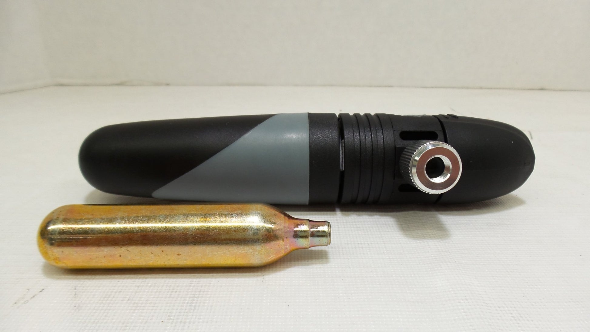 CO2 Tire Air Pump Inflator - Langston Motorsports - Elysium