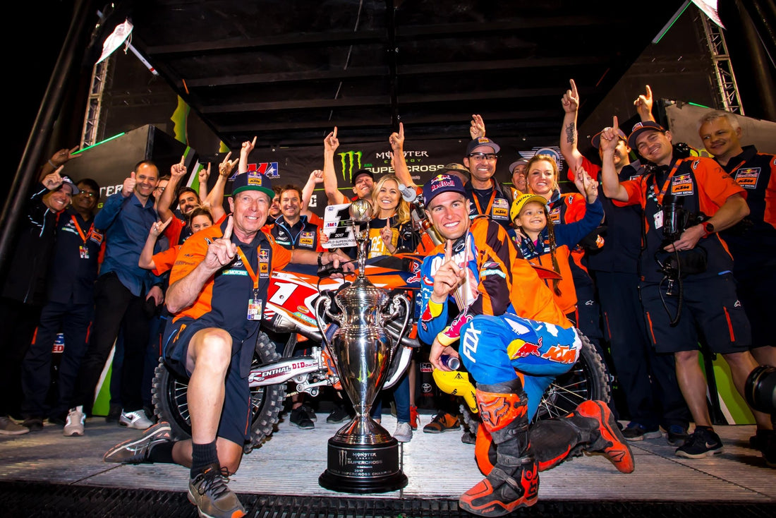 DUNGEY WINS THIRD-STRAIGHT AMA 450SX CHAMPIONSHIP WITH A HARD-FOUGHT PERFORMANCE IN LAS VEGAS - Langston Motorsports